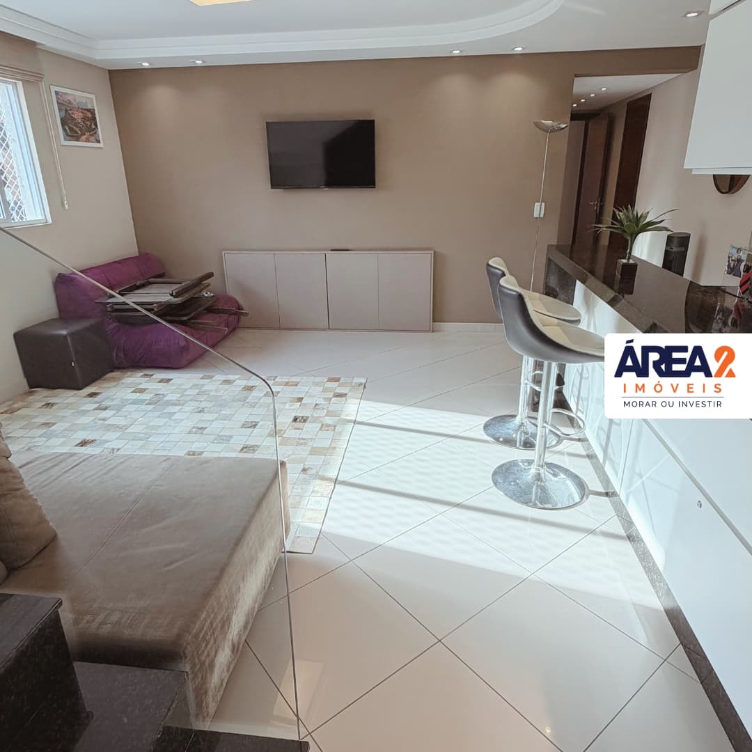 Cobertura duplex com 2 quartos e 2 vagas no Água Verde, Curitiba