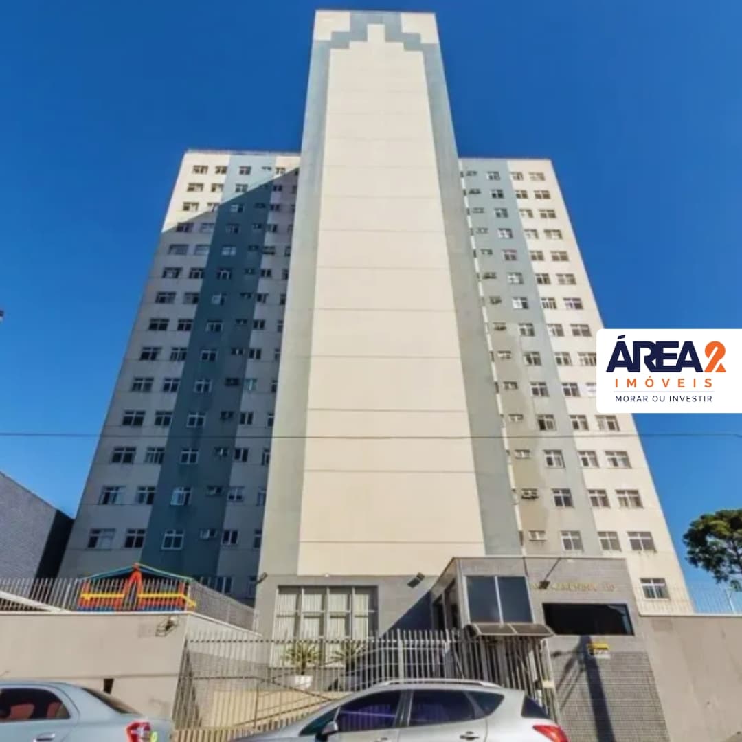 Apartamento reformado no Novo Mundo com planejados